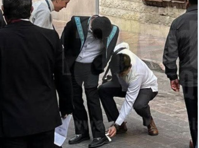 Su Majestad Zapoteca